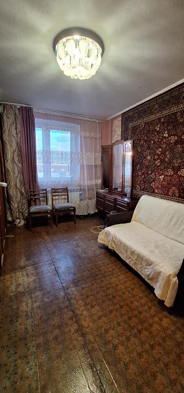 Квартира, 3-кімн., Харьков, Алексеевка, Ахсарова