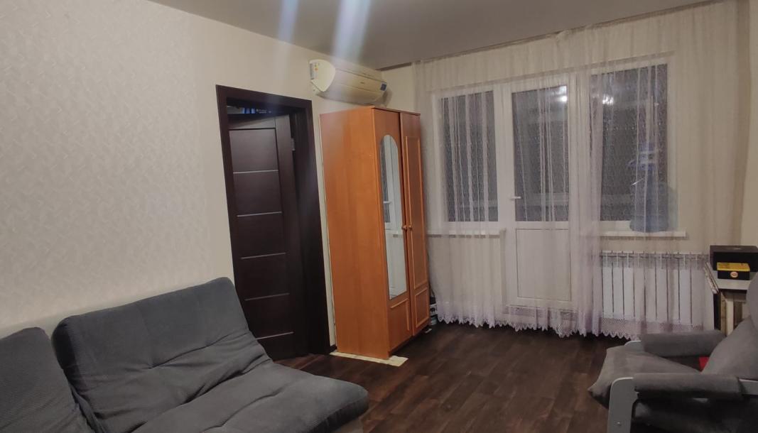 Квартира, 2-кімн., Харьков, Новые Дома, Богдана Хмельницкого бул.