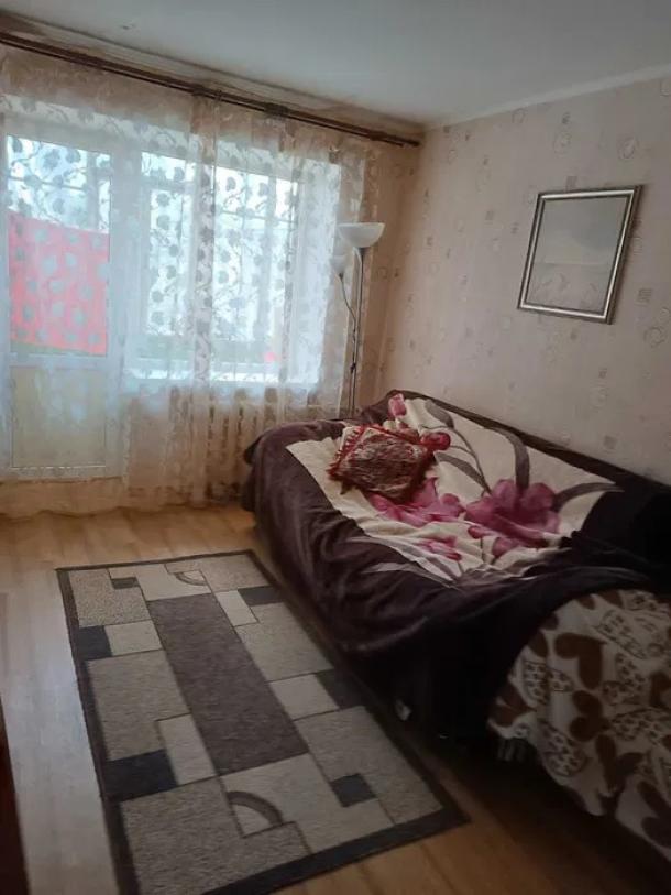 Квартира, 2-кімн., Харьков, ХТЗ, Александровский пр.