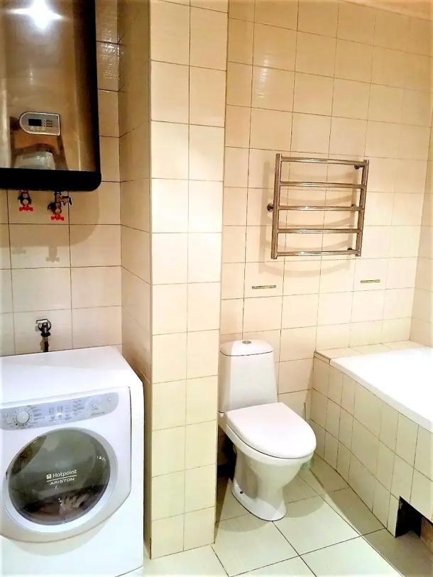 Квартира, 3-кімн., Харьков, Павловка, Сухумская