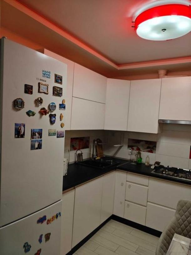 Квартира, 2-кімн., Харьков, Холодная Гора, Добролюбова