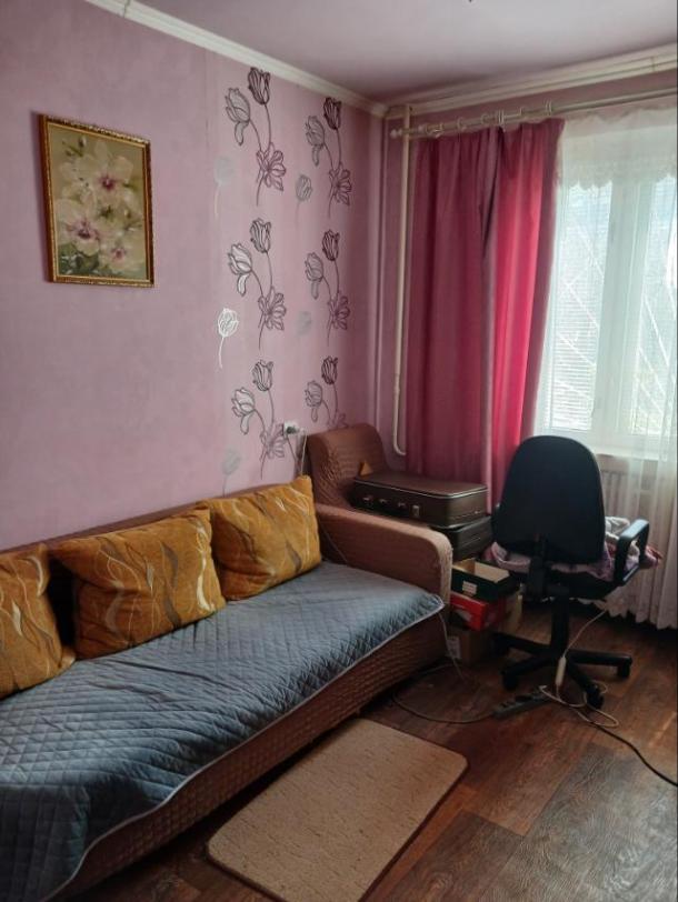 Квартира, 3-кімн., Харьков, ХТЗ, Александровский пр.