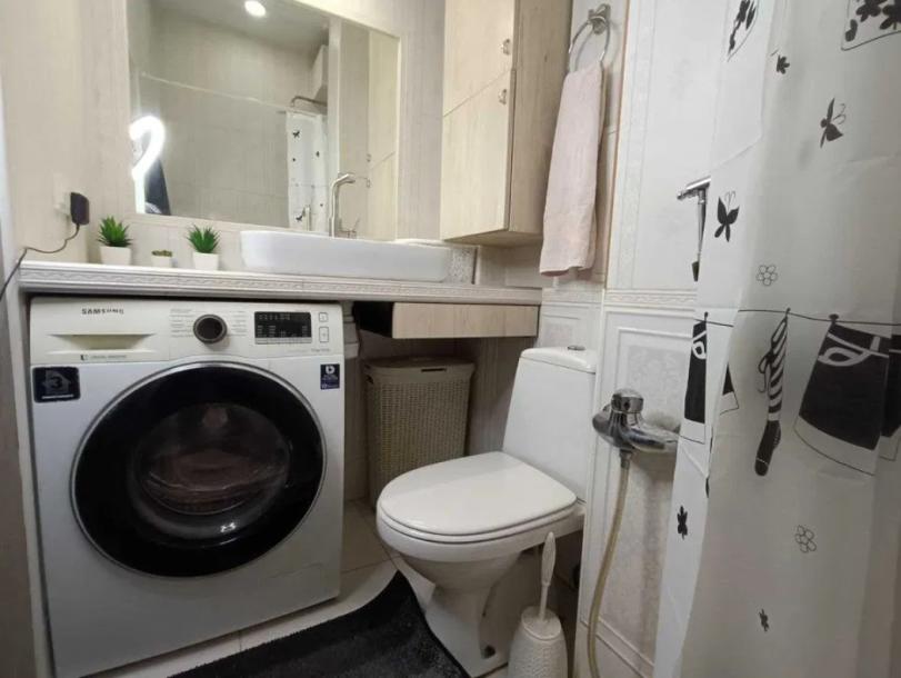 Квартира, 2-кімн., Харьков, Павлово Поле, Старицкого