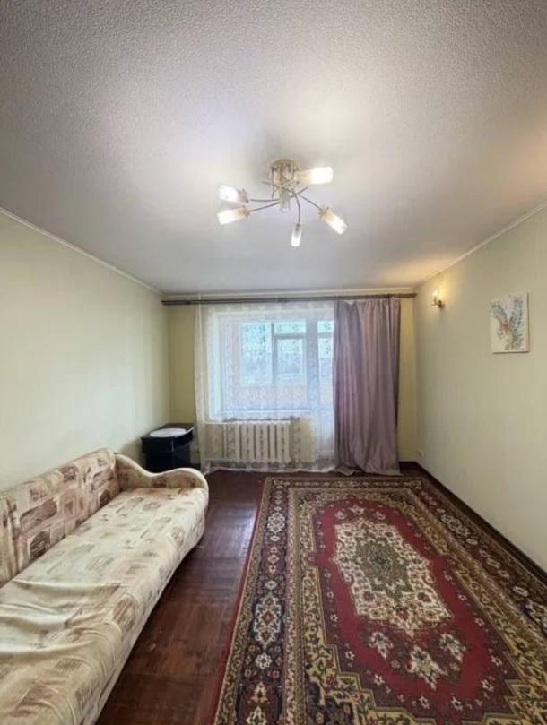 Квартира, 1-кімн., Харьков, Павлово Поле, 23 Августа