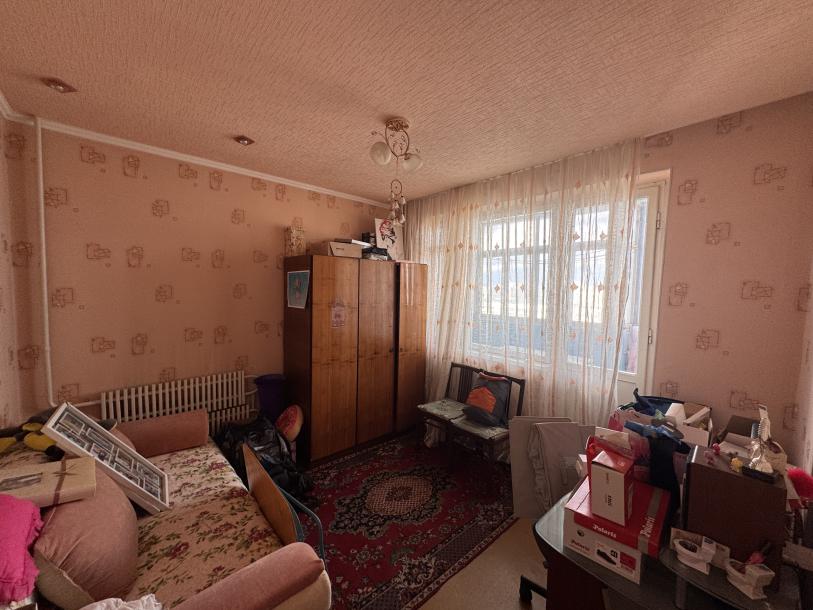 Квартира, 3-кімн., Харьков, Алексеевка, Ахсарова