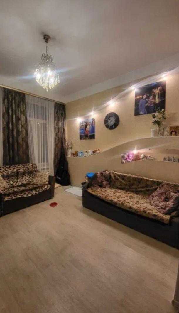 Гостинка, Харьков, Завод Малышева метро, Героев Харькова пр-т