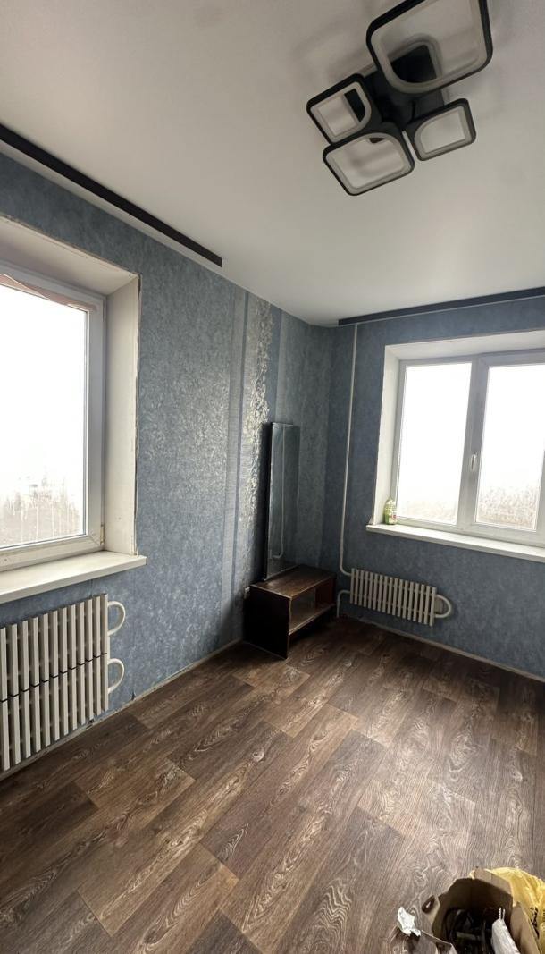 Квартира, 2-кімн., Харьков, 607м/р, Тракторостроителей просп.