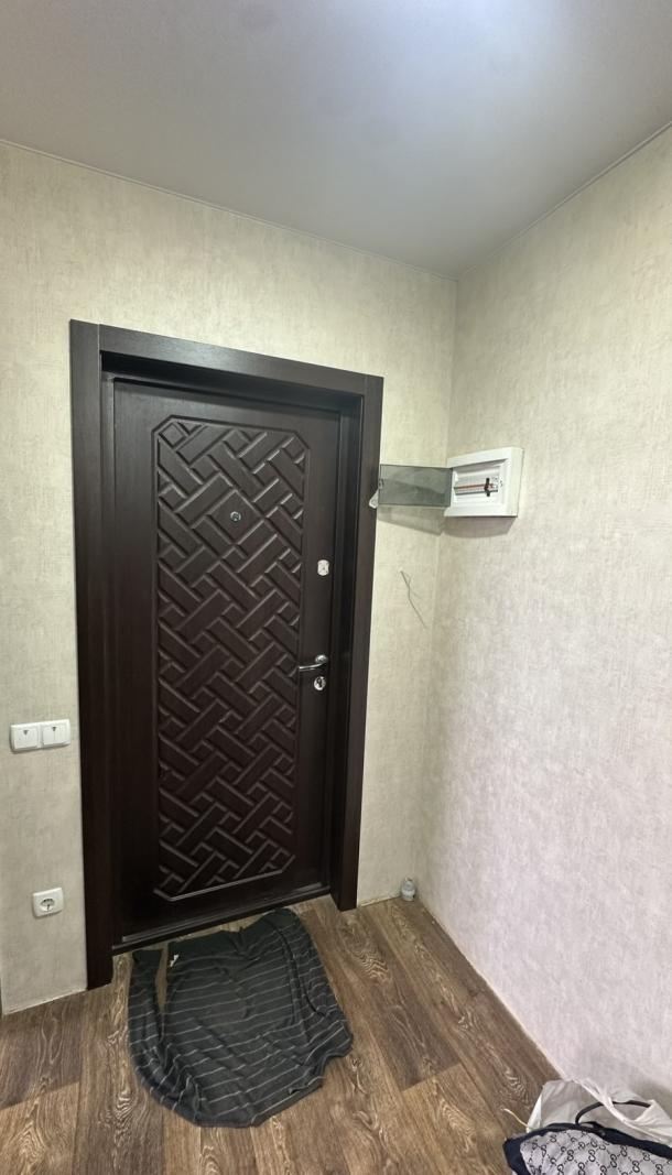 Квартира, 2-кімн., Харьков, 607м/р, Тракторостроителей просп.