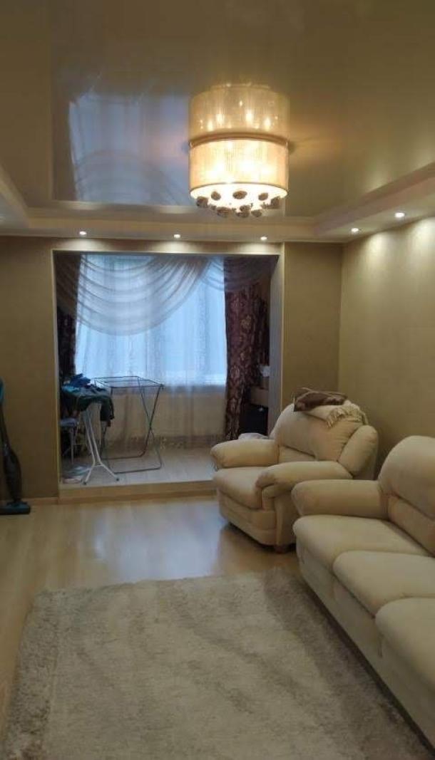 Квартира, 2-кімн., Харьков, Павлово Поле, 23 Августа