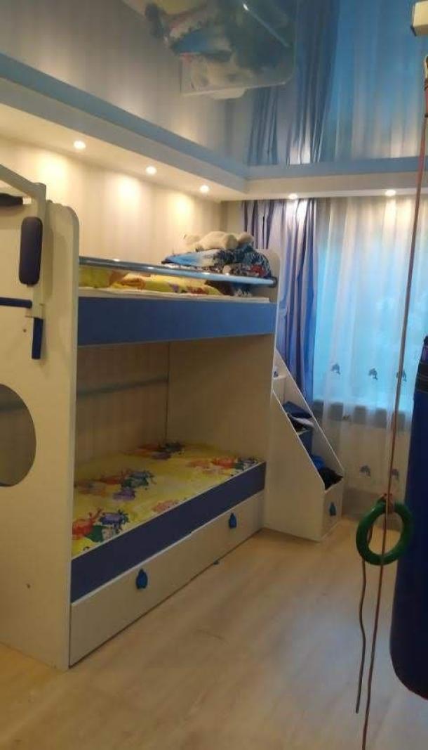 Квартира, 2-кімн., Харьков, Павлово Поле, 23 Августа