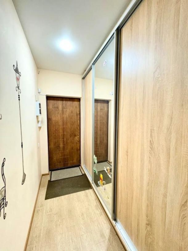 Квартира, 1-кімн., Харьков, Рогань жилмассив, Роганская