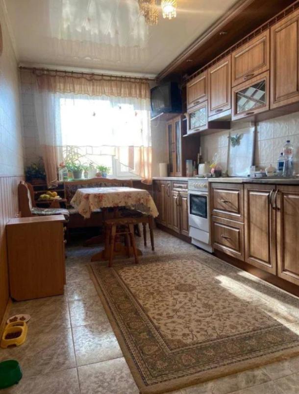 Квартира, 3-кімн., Харьков, Одесская, Аэрокосмический просп. (Гагарина проспект)