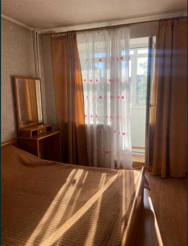 Квартира, 3-кімн., Харьков, Одесская, Аэрокосмический просп. (Гагарина проспект)