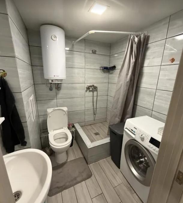 Гостинка, Харьков, Центр, Нетеченская набережная