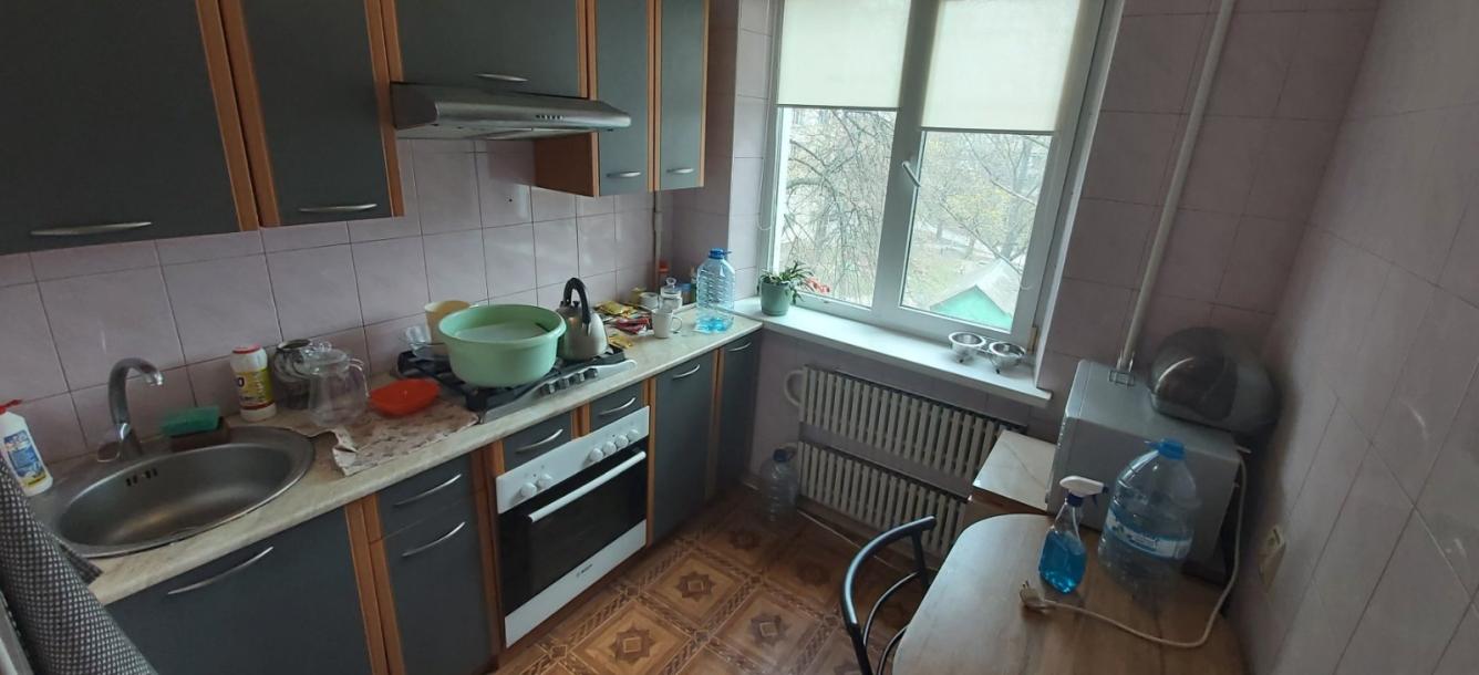 Квартира, 2-кімн., Харьков, 604м/р, Тракторостроителей просп.