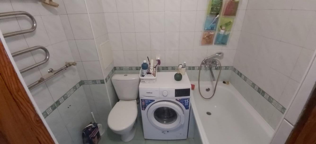 Квартира, 2-кімн., Харьков, 604м/р, Тракторостроителей просп.