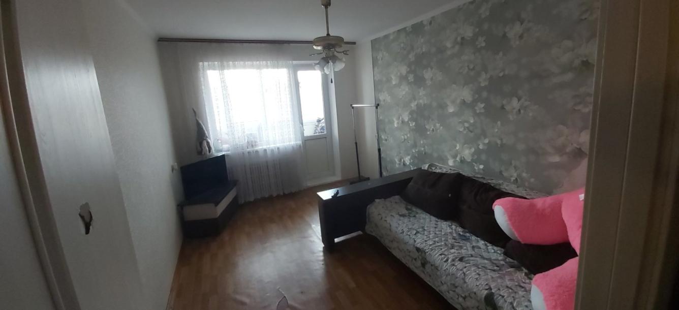 Квартира, 2-кімн., Харьков, 604м/р, Тракторостроителей просп.