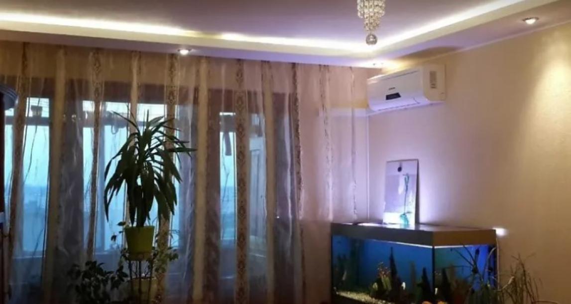 Квартира, 3-кімн., Харьков, 535Ам/р, Гарибальди