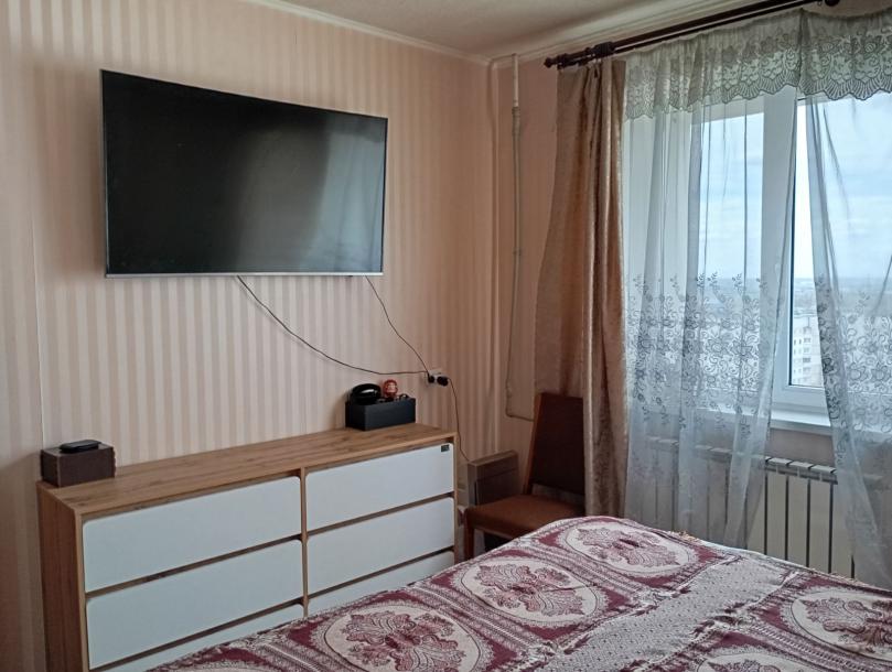 Квартира, 2-кімн., Харьков, Новые Дома, Каденюка (Танкопия)