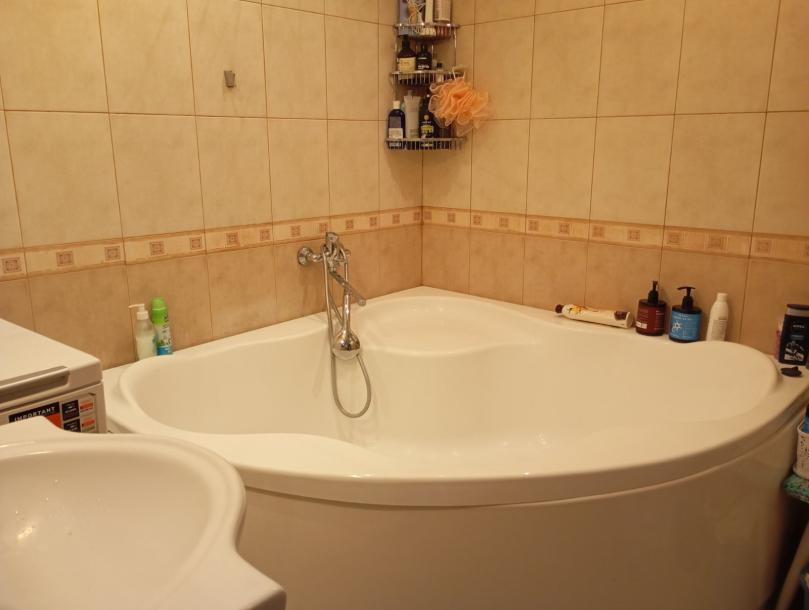 Квартира, 2-кімн., Харьков, Новые Дома, Каденюка (Танкопия)