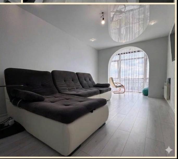 Квартира, 3-кімн., Харьков, 624м/р, Салтовское шоссе