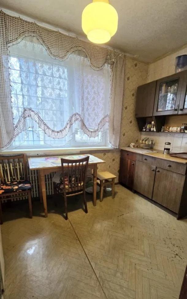 Квартира, 3-кімн., Харьков, ХТЗ, Северина Потоцкого (17 Партсъезда)