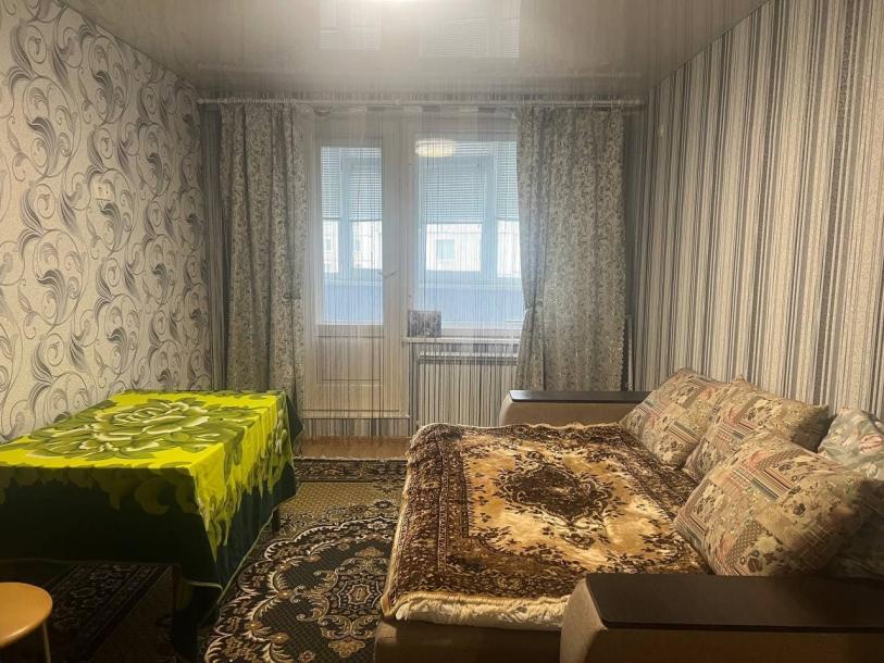 Квартира, 1-кімн., Чугуев, Чугуевский район, Музейная (Розы Люксембург)