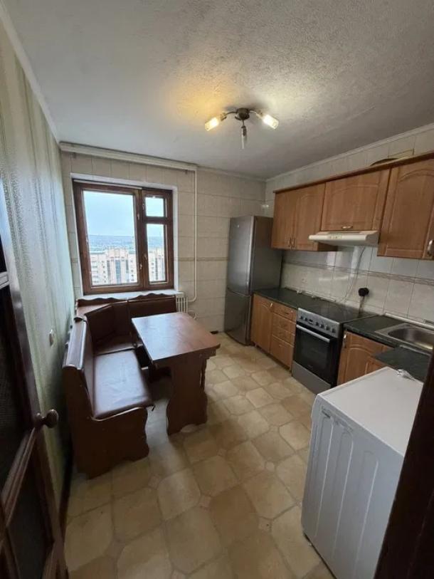 Квартира, 1-кімн., Харьков, Одесская, Аэрокосмический просп. (Гагарина проспект)