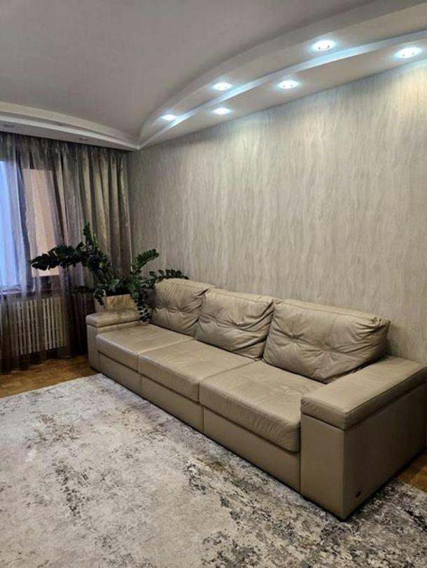 Квартира, 3-кімн., Харьков, 522м/р, Академика Павлова