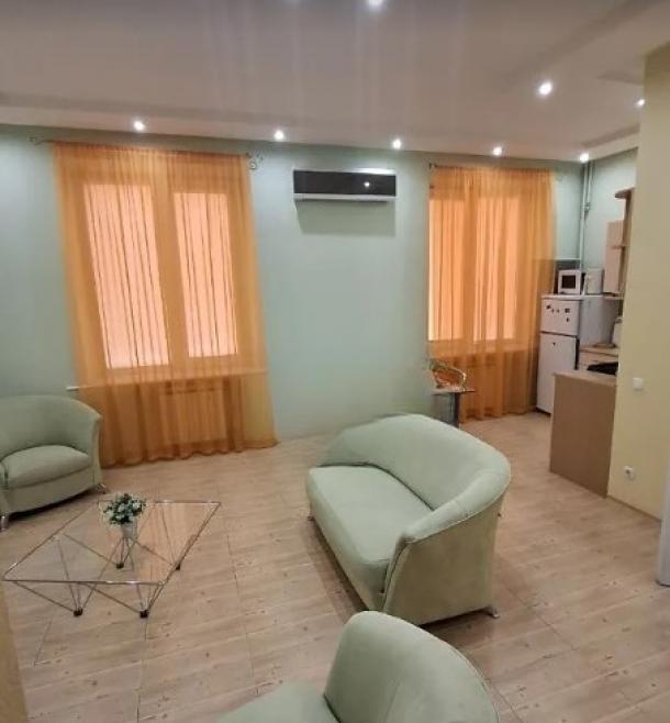 Квартира, 3-кімн., Харьков, Центр, Кооперативная (Петровского)