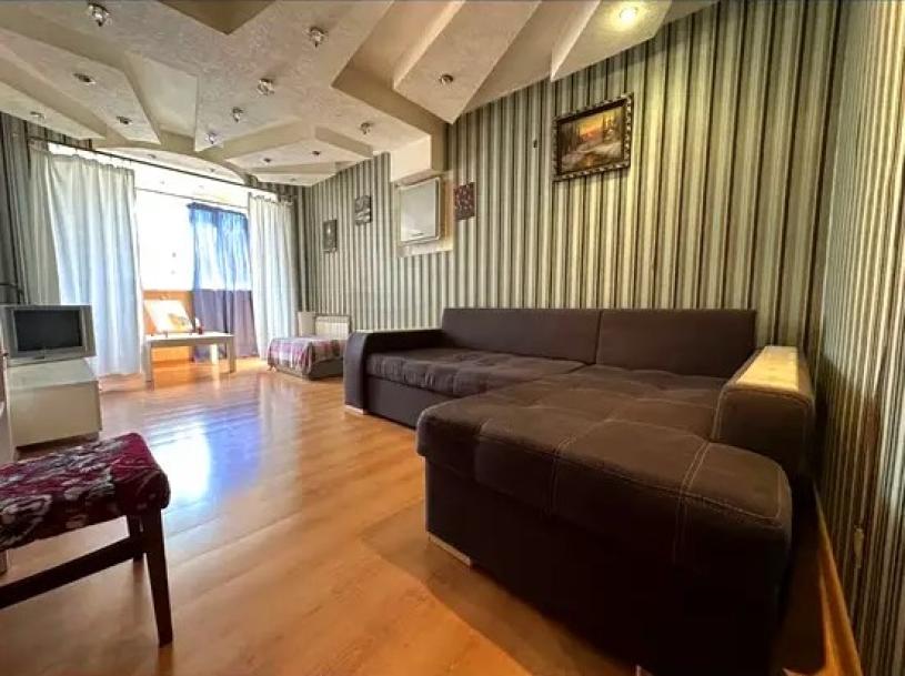 Квартира, 1-кімн., Харьков, 603м/р, Тракторостроителей просп.