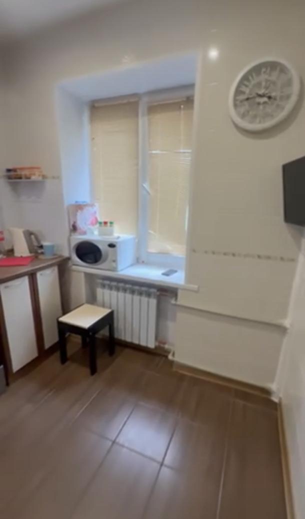 Квартира, 2-кімн., Харьков, Залютино, Земовская