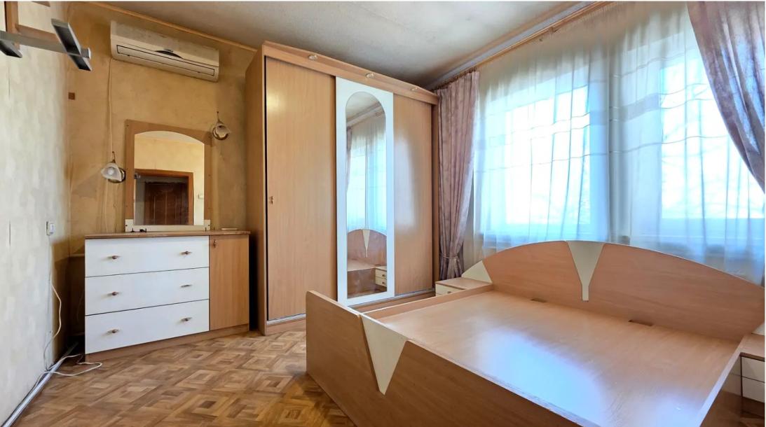 Квартира, 2-кімн., Харьков, 656м/р, Гвардейцев Широнинцев