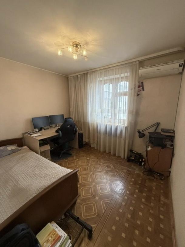 Квартира, 3-кімн., Харьков, Одесская, Байрона пр. (Героев Сталинграда пр.)