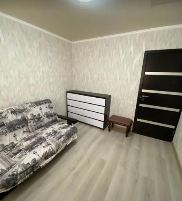 Квартира, 2-кімн., Харьков, 524м/р, Непокоренных (Героев Труда)