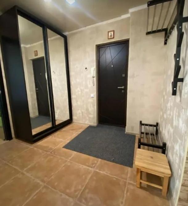 Квартира, 2-кімн., Харьков, 524м/р, Непокоренных (Героев Труда)