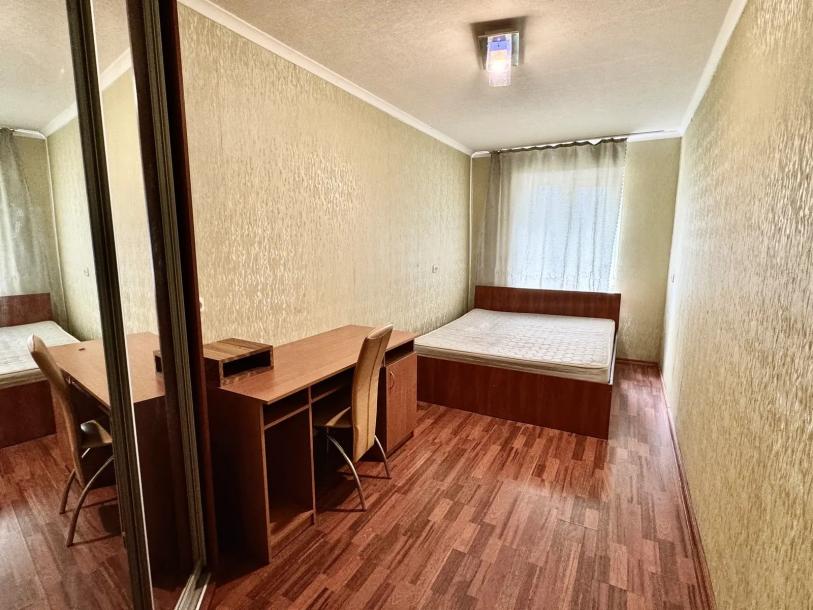 Квартира, 2-кімн., Харьков, Павлово Поле, 23 Августа