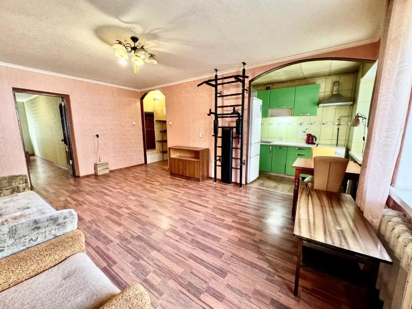 Квартира, 2-кімн., Харьков, Павлово Поле, 23 Августа