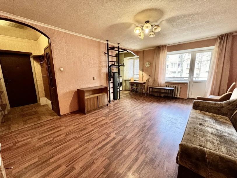 Квартира, 2-кімн., Харьков, Павлово Поле, 23 Августа