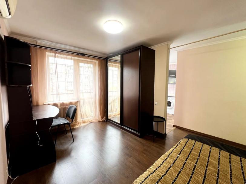 Квартира, 1-кімн., Харьков, Павлово Поле, Науки пр.