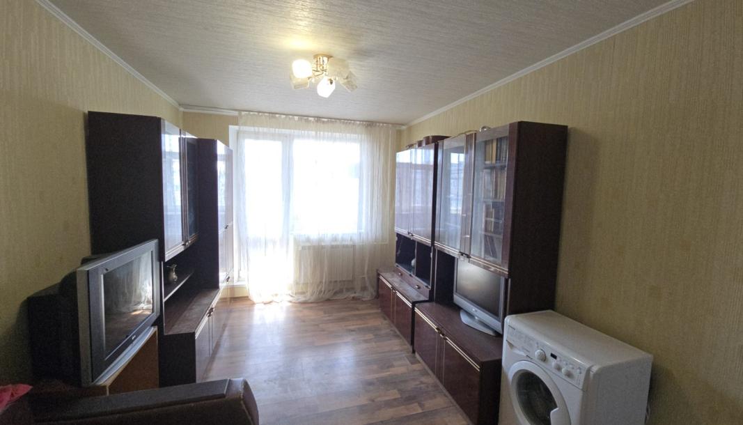 Квартира, 3-кімн., Харьков, Горизонт, Героев Харькова пр-т