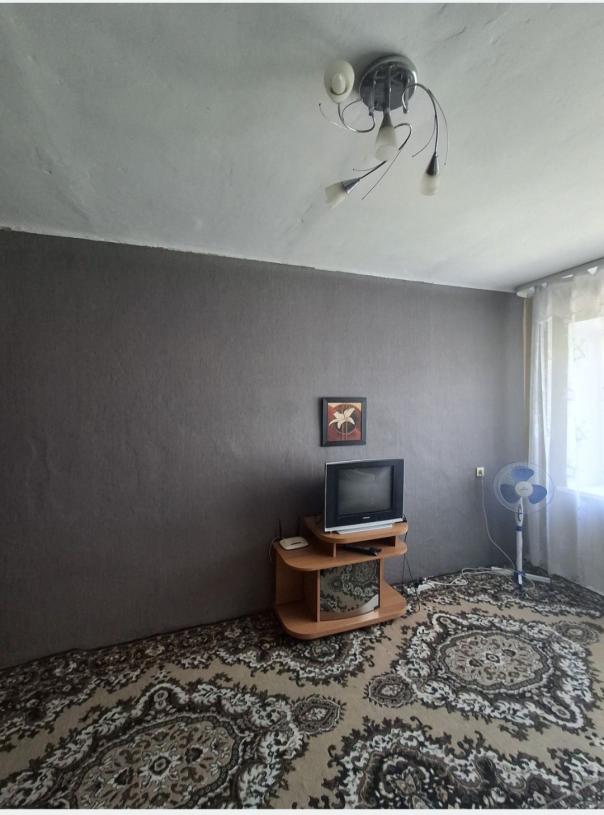 Квартира, 2-кімн., Чугуев, Чугуевский район, Харьковская