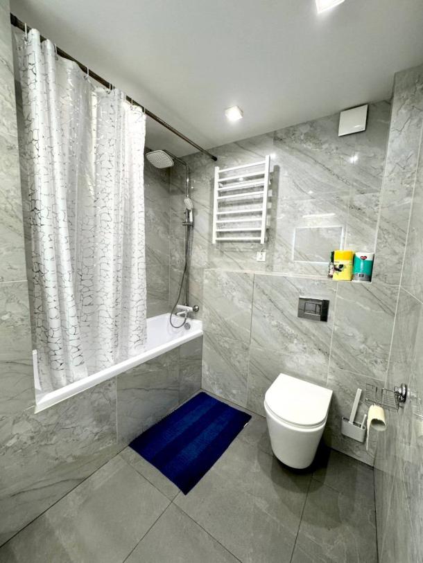 Квартира, 3-кімн., Харьков, 615м/р, Гвардейцев Широнинцев