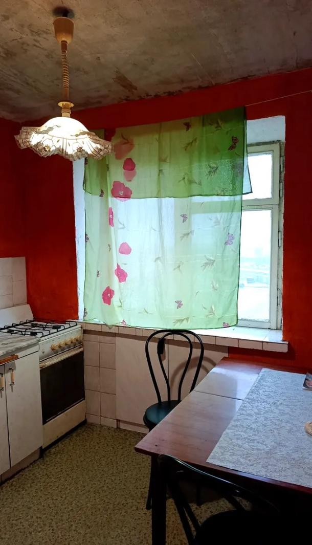 Квартира, 3-кімн., Харьков, Гагарина метро , Гимназическая наб. (Красношкольная набережная)