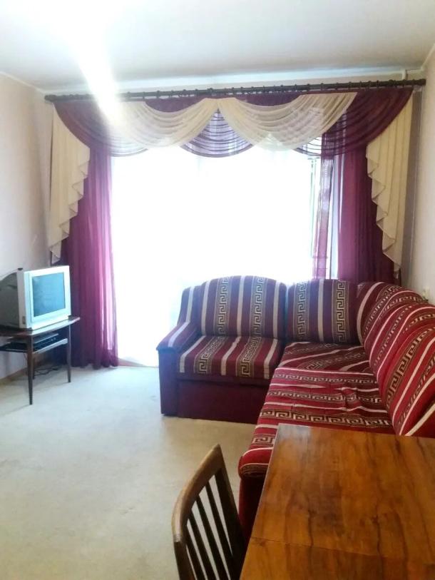 Квартира, 2-кімн., Харьков, Алексеевка, Ахсарова