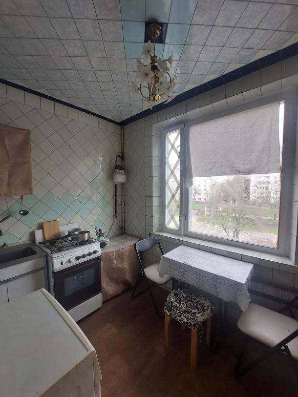 Квартира, 2-кімн., Харьков, 524м/р, Гвардейцев Широнинцев