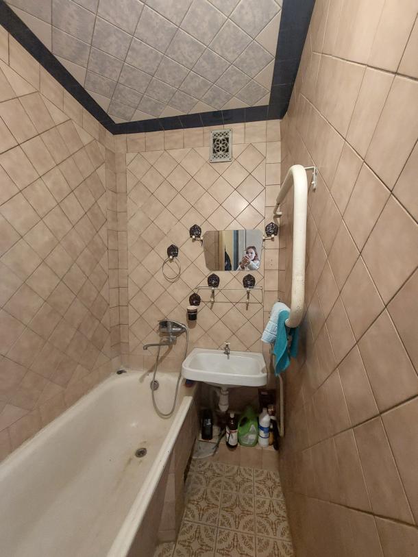 Квартира, 2-кімн., Харьков, 524м/р, Гвардейцев Широнинцев