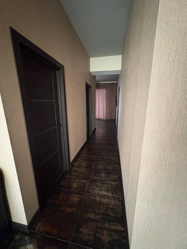 Квартира, 3-кімн., Харьков, Шатиловка, Липовая