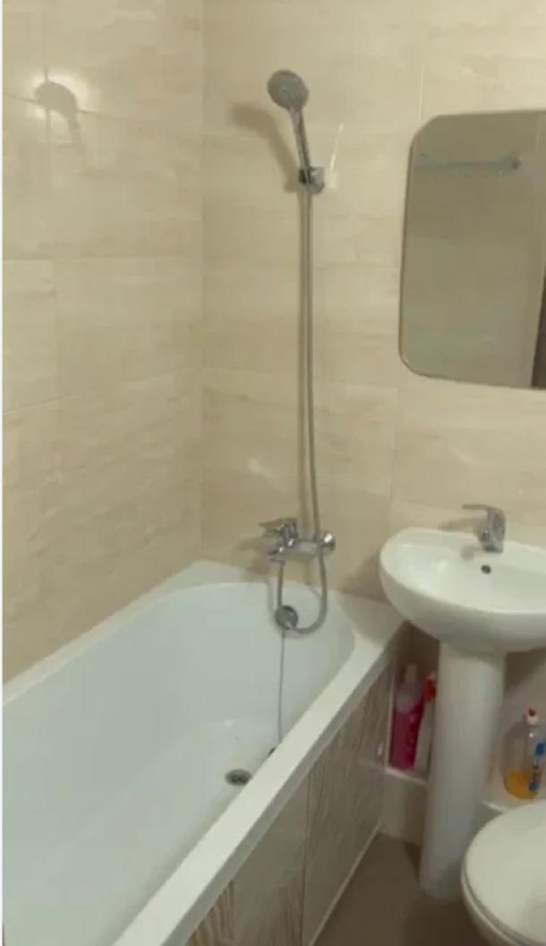 Квартира, 1-кімн., Харьков, 608м/р, Гвардейцев Широнинцев