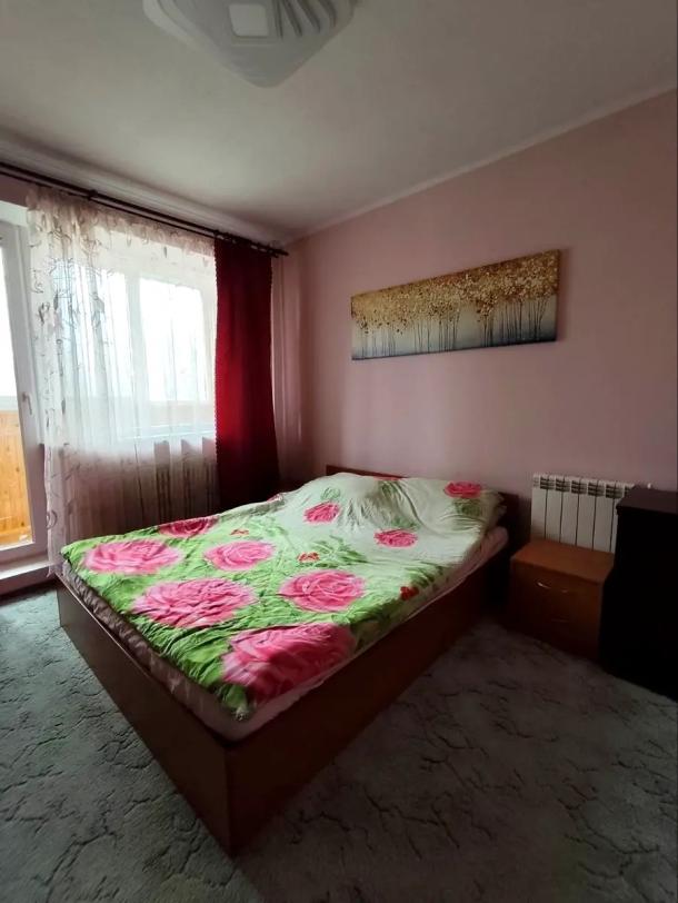 Квартира, 4-кімн., Харьков, 626м/р, Велозаводская